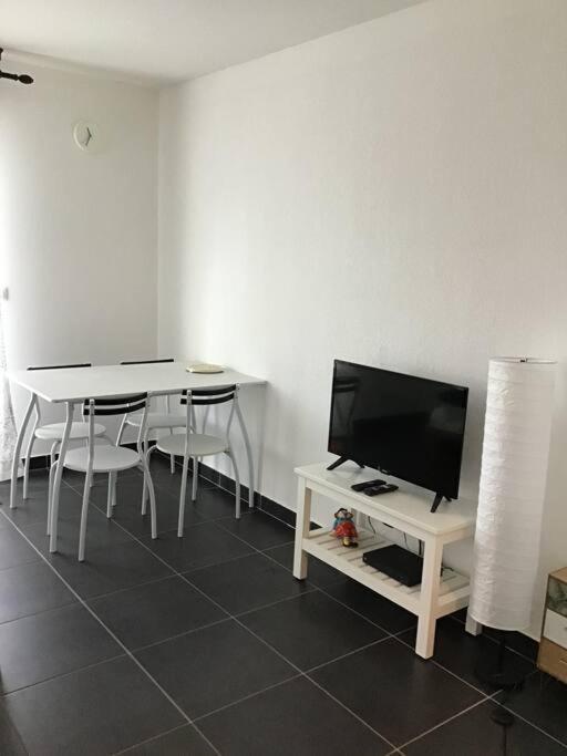 Superbe T1 A Bastia Vue Sur Mer Extérieur photo
